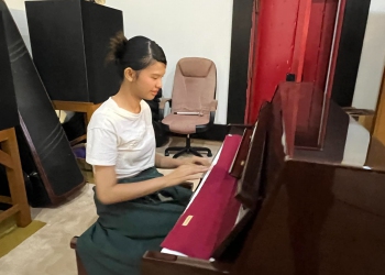 เบื้องหลังการถ่ายทำรายการ "ร้องรำทำเพลง ปี 2" Image 1